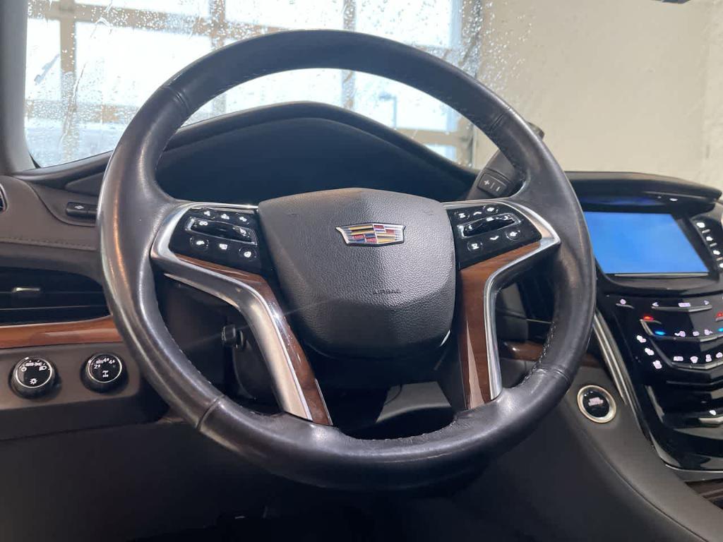 used 2020 Cadillac Escalade car, priced at $36,548