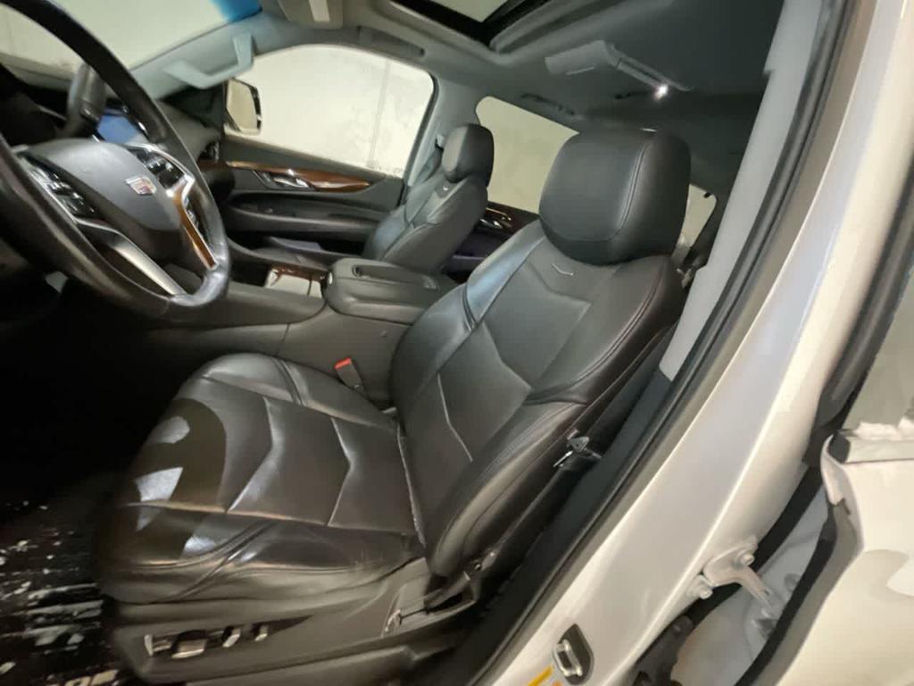 used 2020 Cadillac Escalade car, priced at $36,548