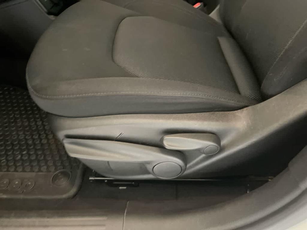 used 2023 Jeep Renegade car, priced at $19,727