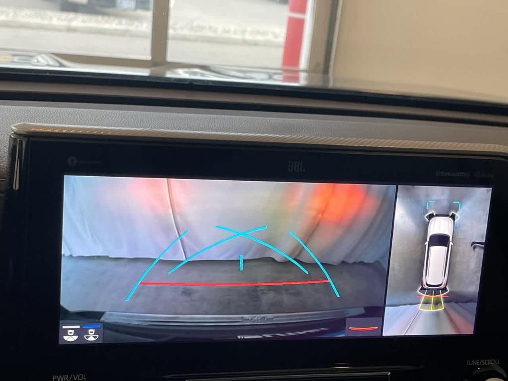 used 2022 Toyota Highlander car, priced at $37,981