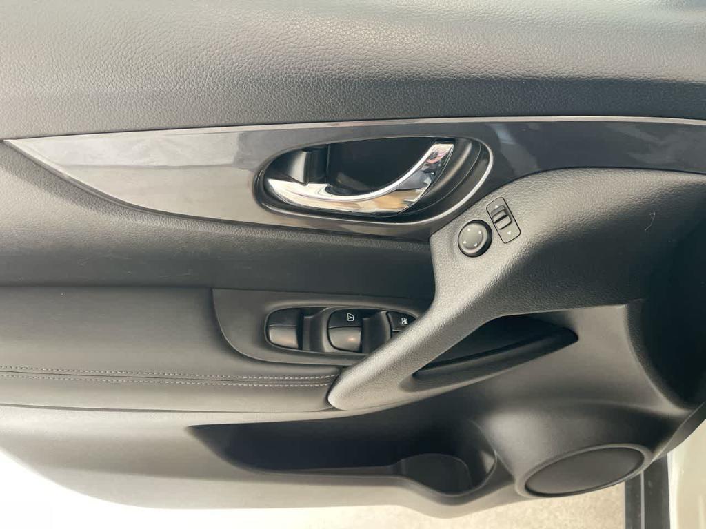 used 2019 Nissan Rogue car, priced at $16,991