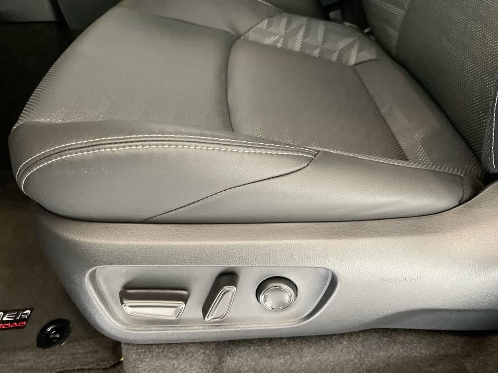 new 2025 Toyota 4Runner Hybrid car, priced at $59,753