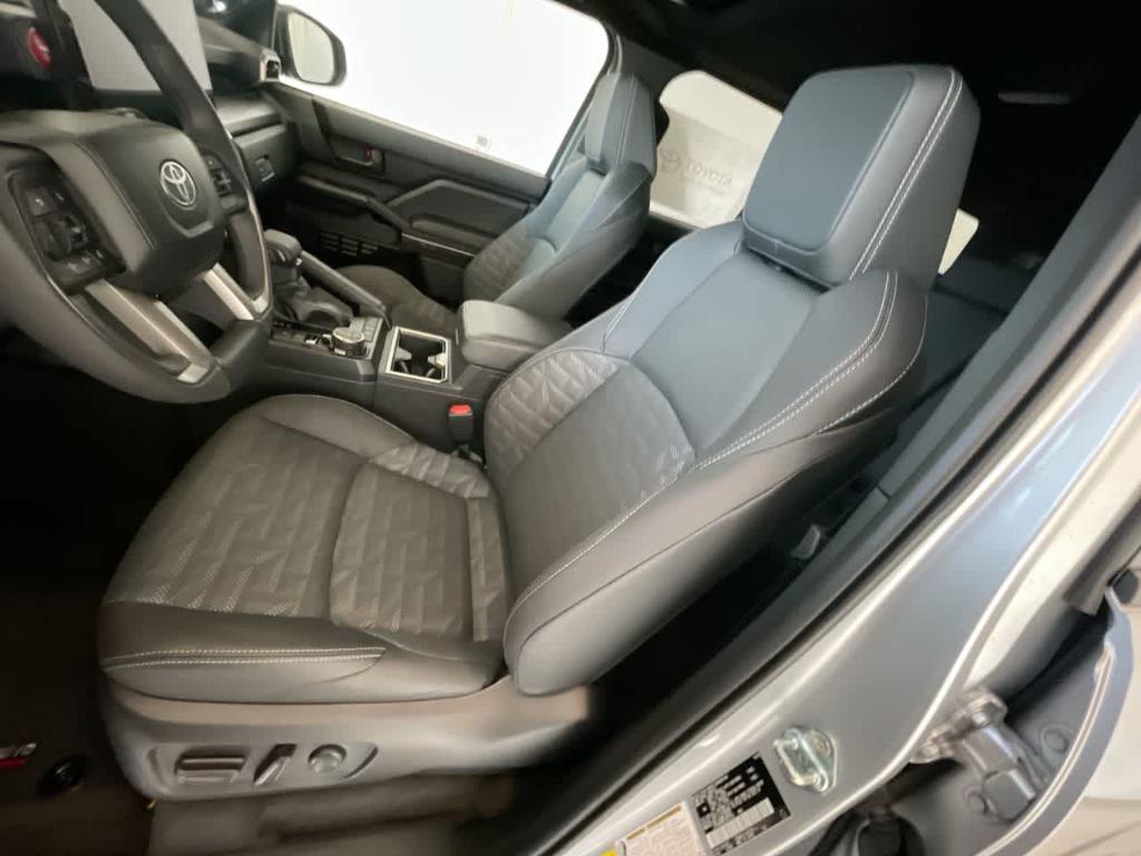 new 2025 Toyota 4Runner Hybrid car, priced at $59,753