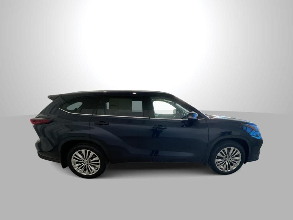 new 2026 Toyota Highlander car, priced at $54,509