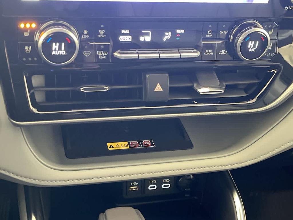 new 2026 Toyota Highlander car, priced at $54,509