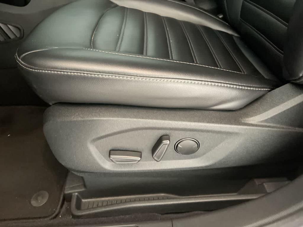 used 2022 Ford Edge car, priced at $22,214