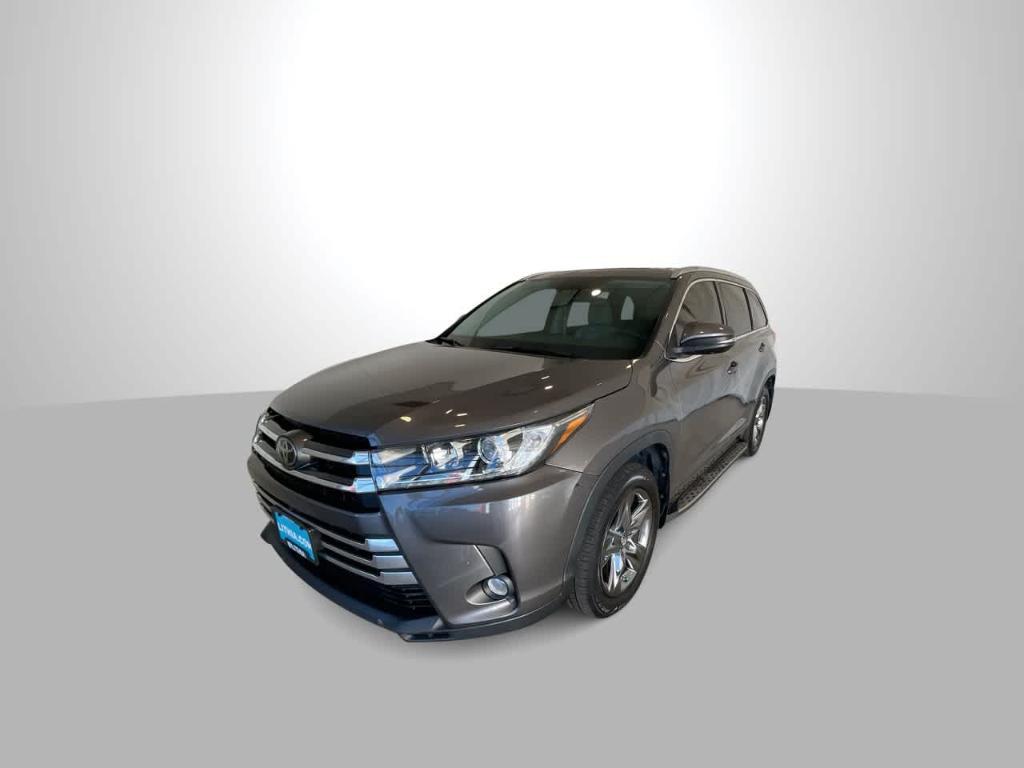 used 2017 Toyota Highlander car, priced at $24,312