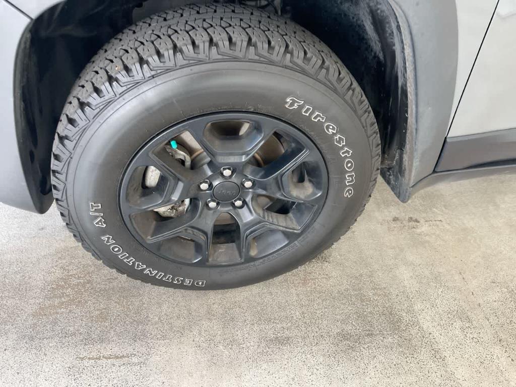 used 2022 Jeep Cherokee car, priced at $24,524