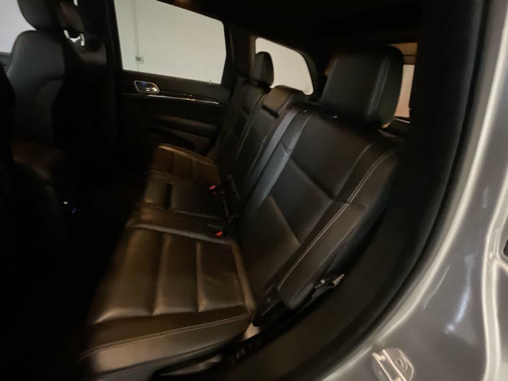 used 2015 Jeep Grand Cherokee car, priced at $16,335