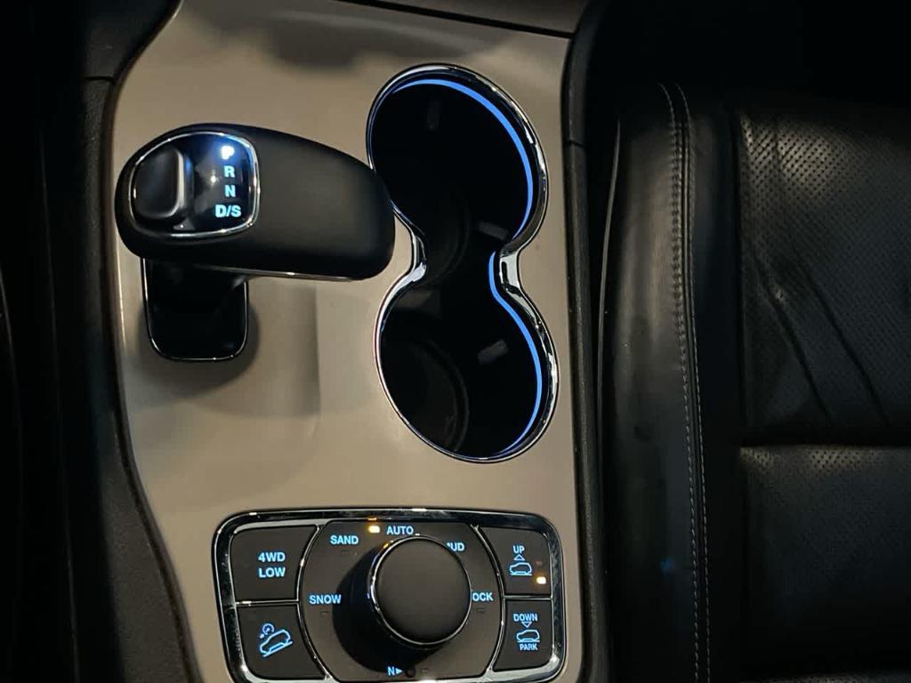 used 2015 Jeep Grand Cherokee car, priced at $16,335