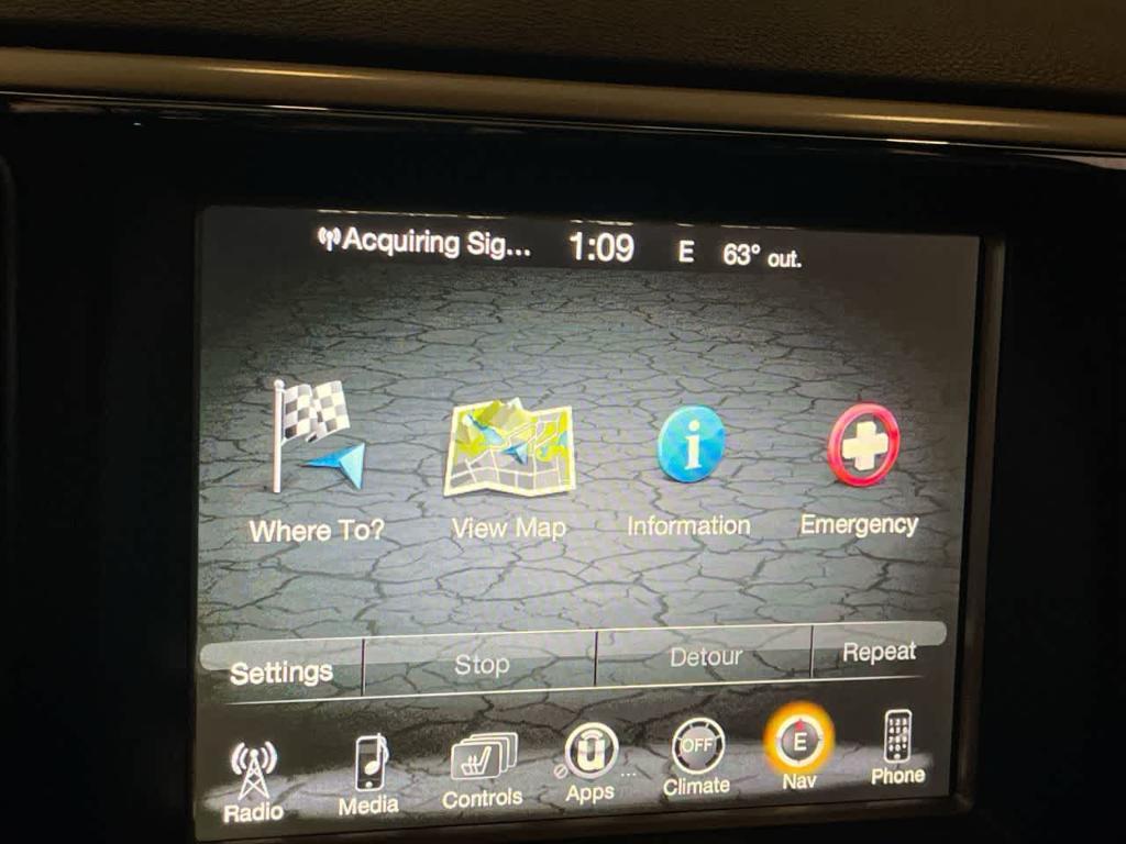 used 2015 Jeep Grand Cherokee car, priced at $16,335