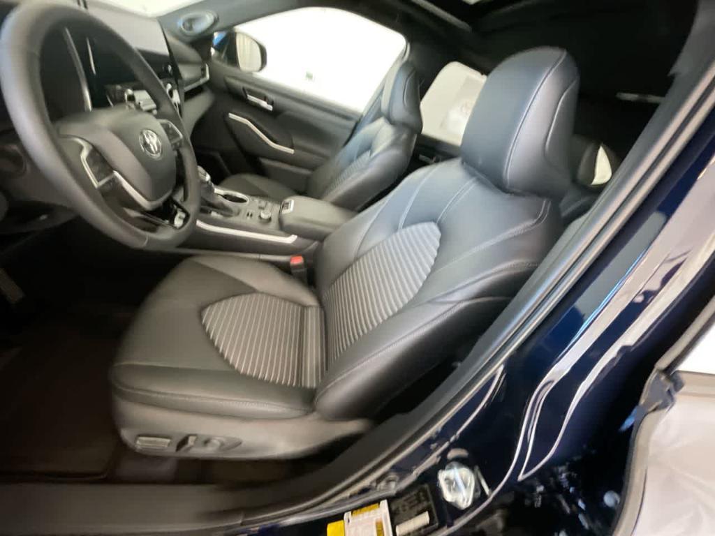 new 2026 Toyota Highlander car, priced at $50,598