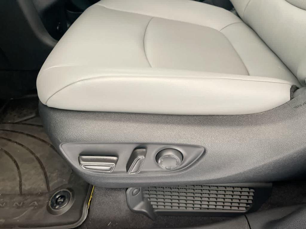 new 2025 Toyota Sienna car, priced at $50,835