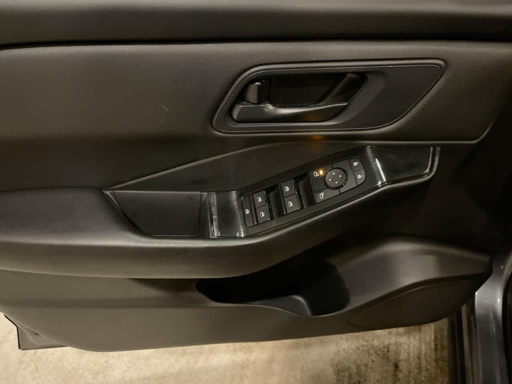 used 2024 Nissan Rogue car, priced at $19,599