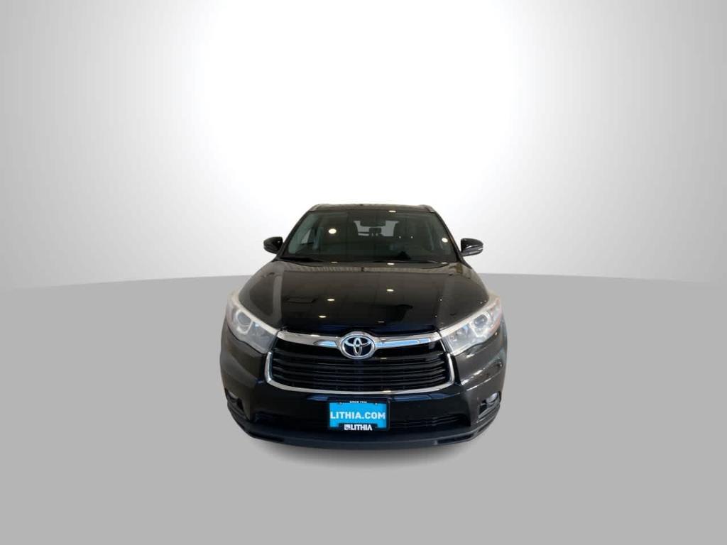 used 2015 Toyota Highlander car, priced at $20,230
