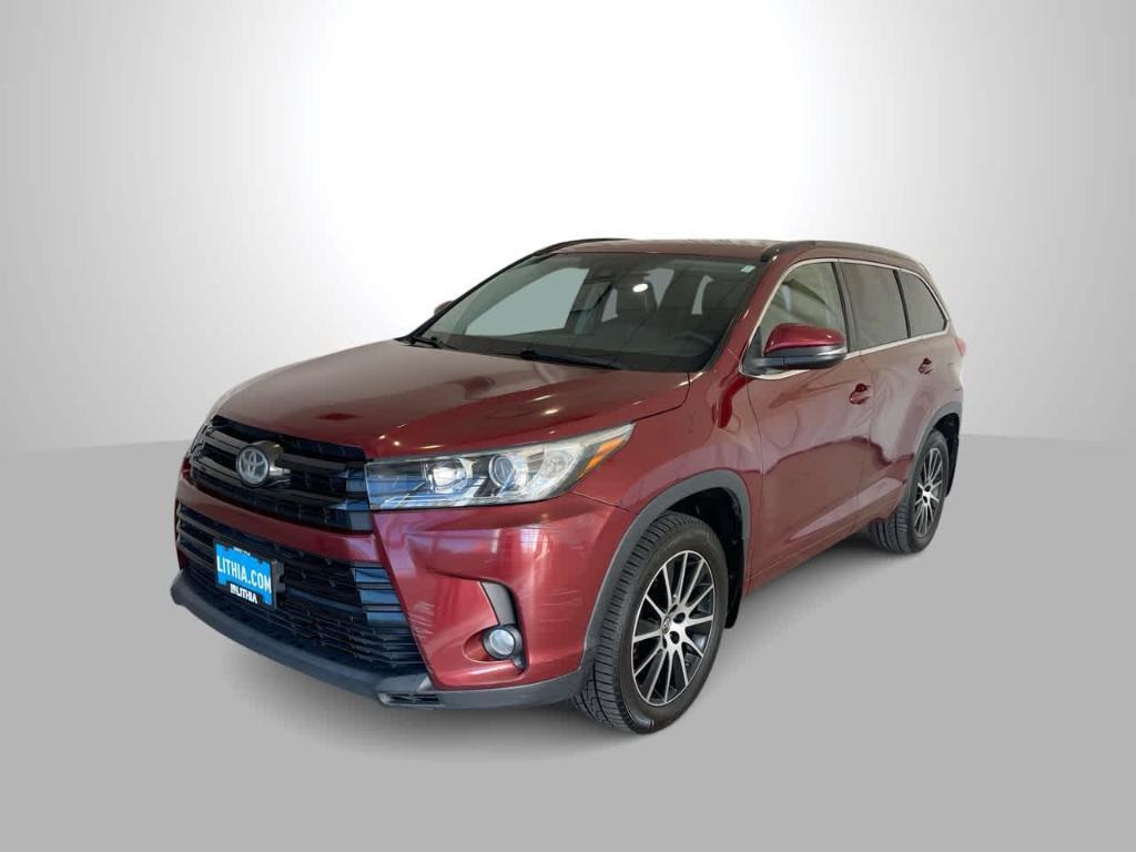 used 2018 Toyota Highlander car, priced at $27,746