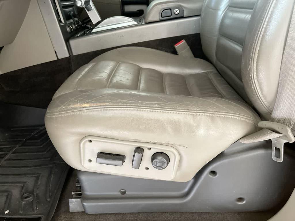 used 2003 Hummer H2 car, priced at $15,997