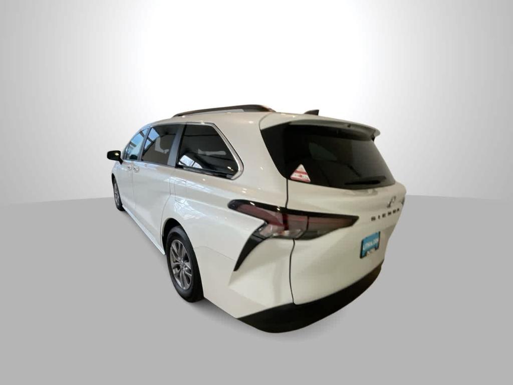 used 2024 Toyota Sienna car, priced at $33,854