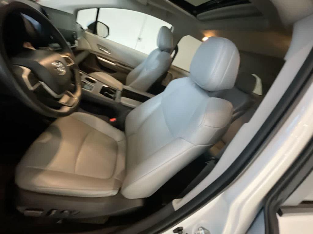 used 2024 Toyota Sienna car, priced at $33,854