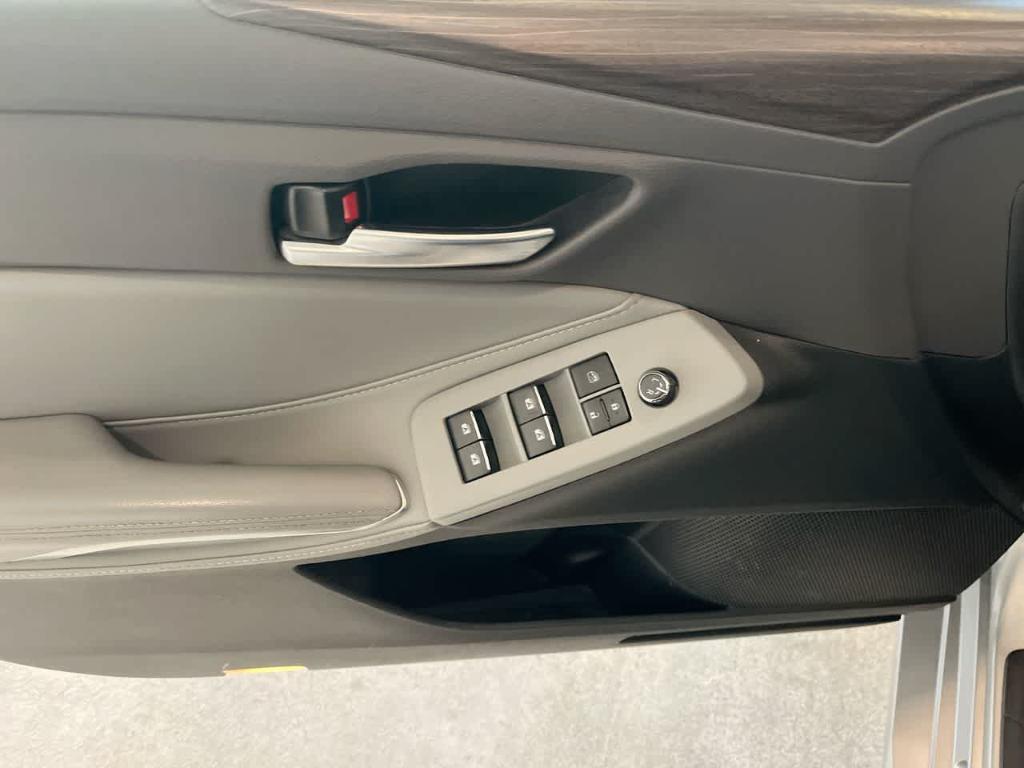 used 2021 Toyota Avalon car, priced at $23,111