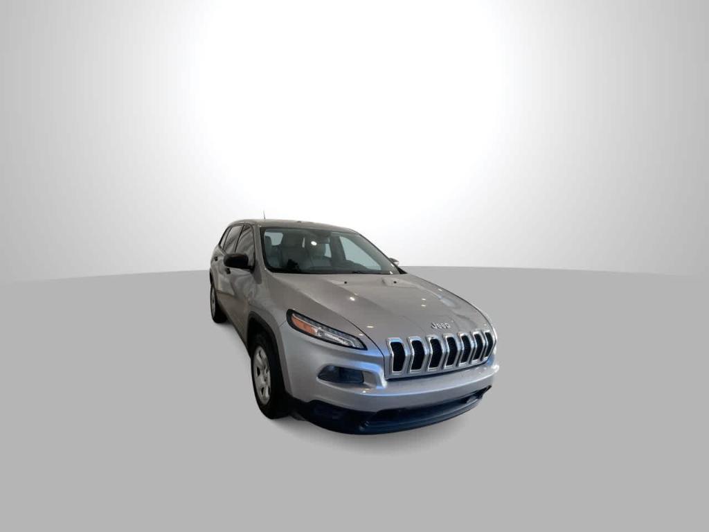 used 2016 Jeep Cherokee car, priced at $9,756