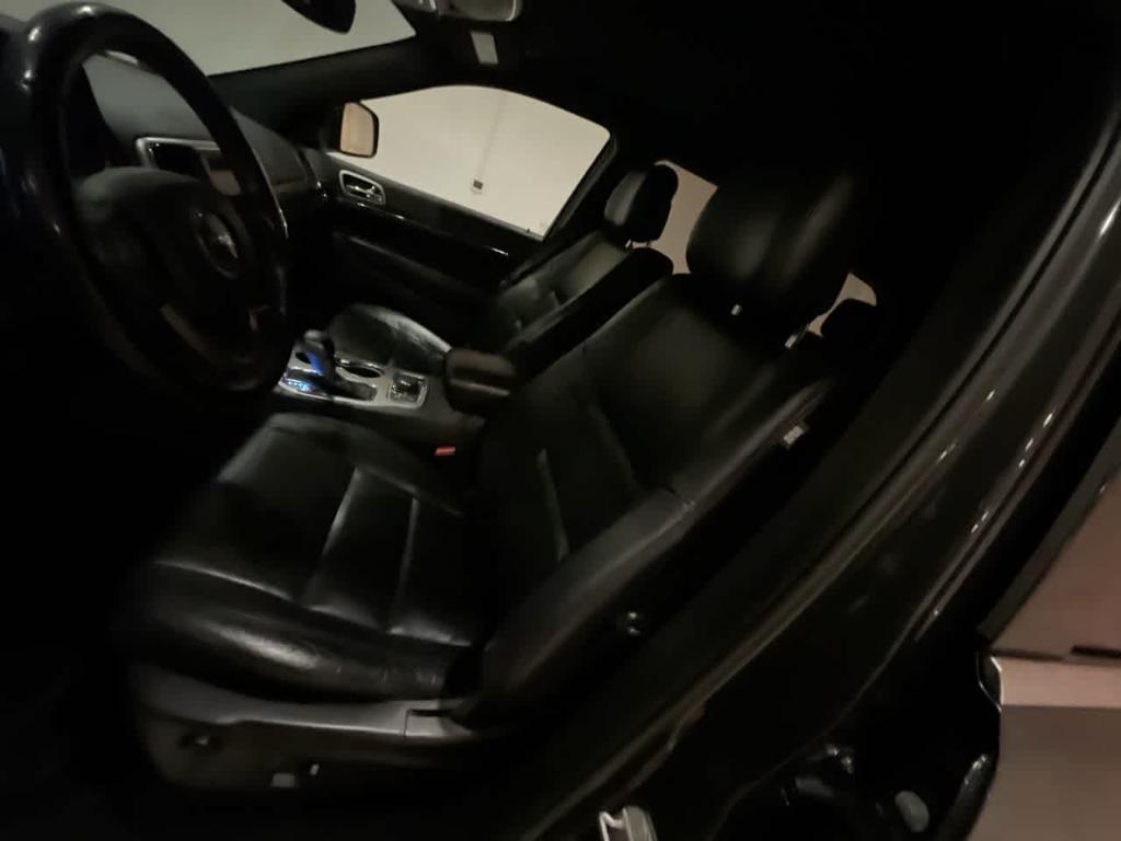 used 2018 Jeep Grand Cherokee car, priced at $16,271