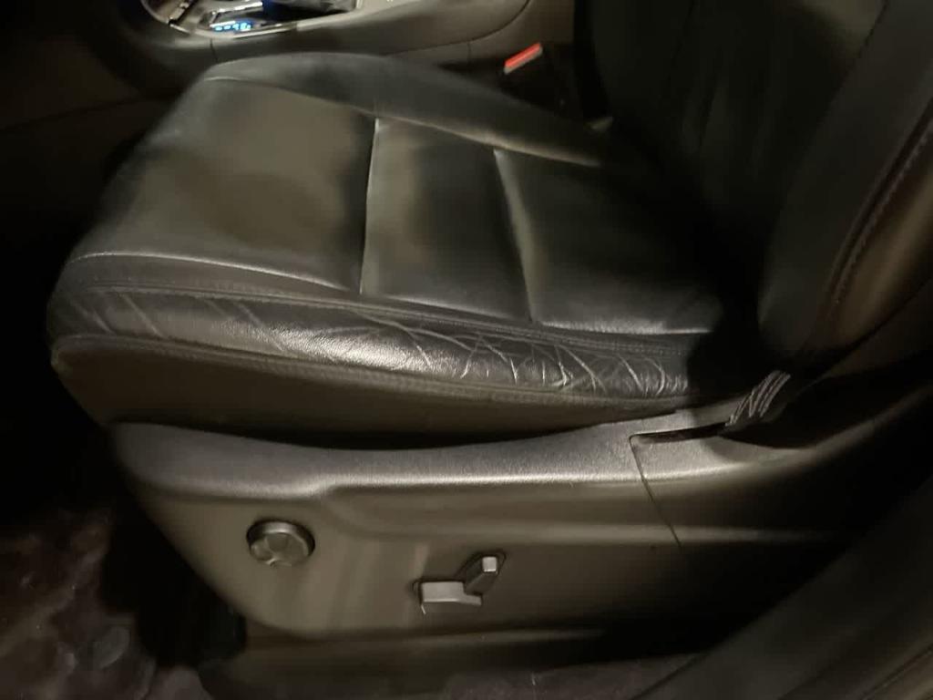 used 2018 Jeep Grand Cherokee car, priced at $16,271