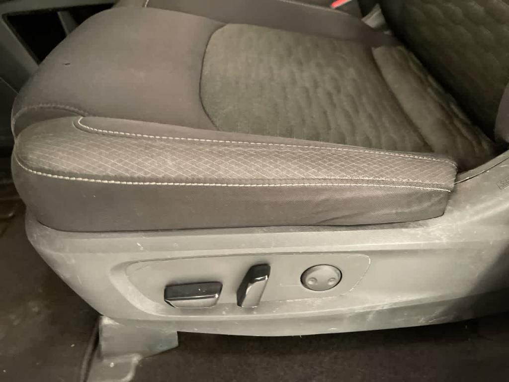 used 2022 Nissan Pathfinder car, priced at $26,289