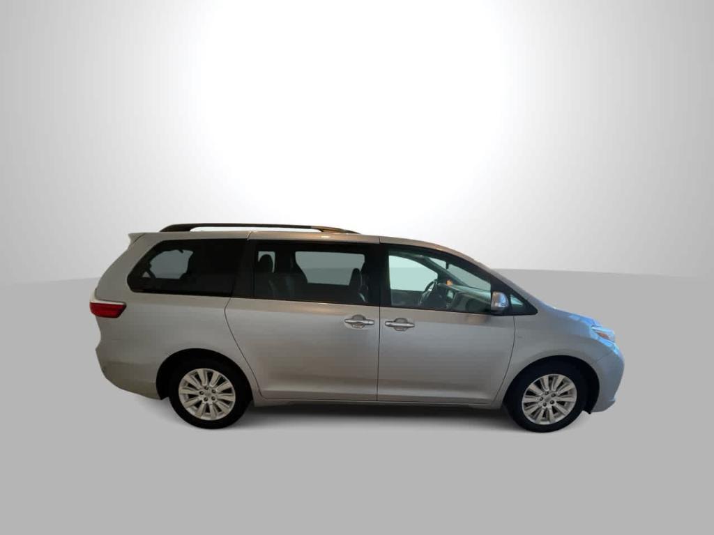 used 2016 Toyota Sienna car, priced at $25,449