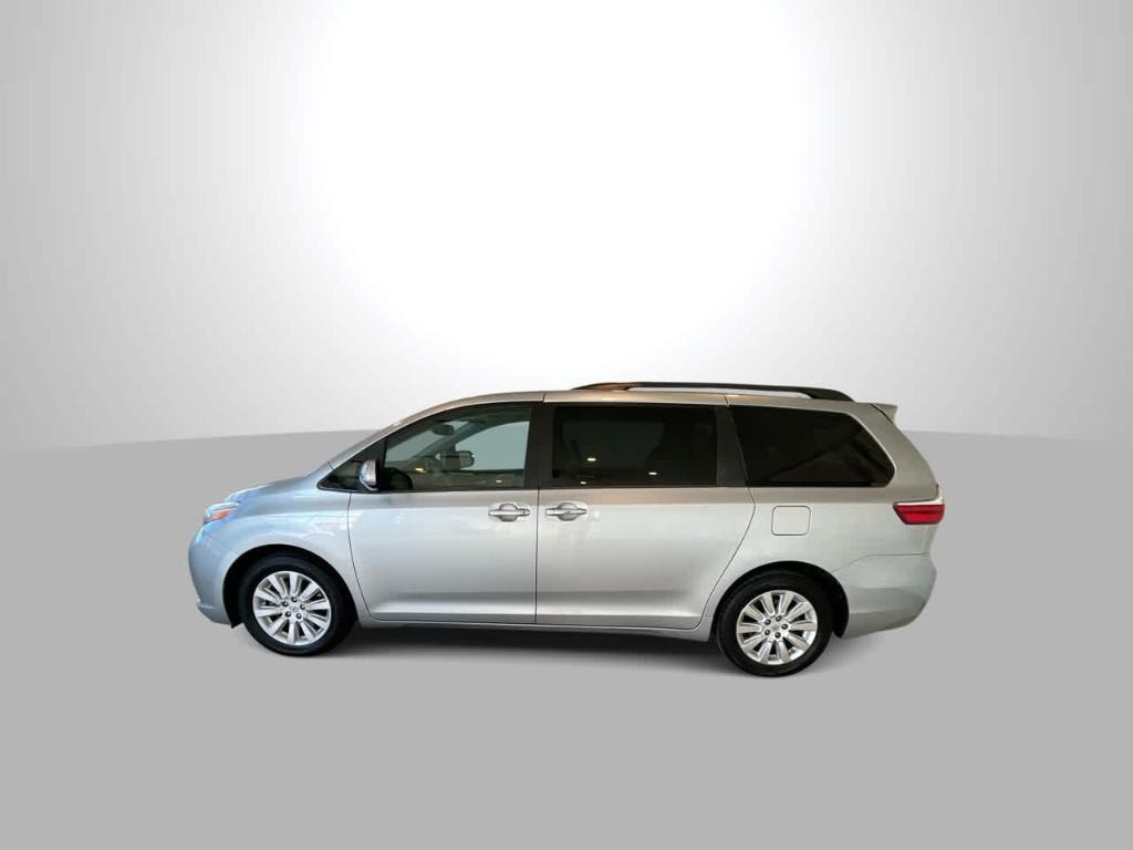 used 2016 Toyota Sienna car, priced at $25,449