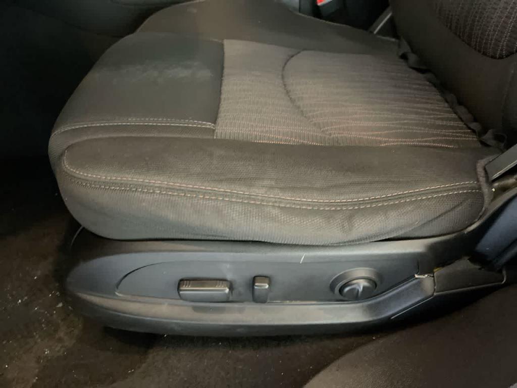 used 2015 Chevrolet Traverse car, priced at $12,536