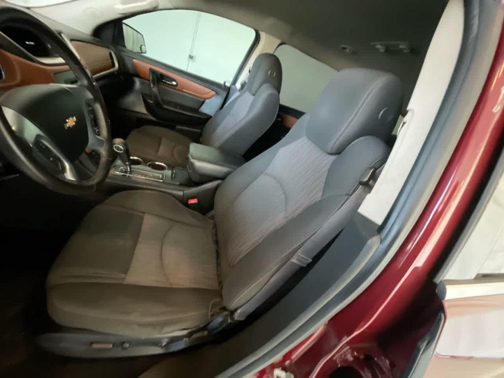 used 2015 Chevrolet Traverse car, priced at $12,536