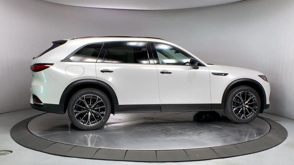 new 2025 Mazda CX-70 PHEV car, priced at $55,896