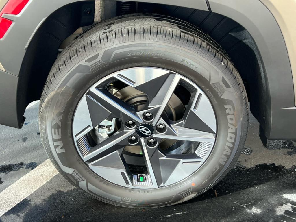 new 2026 Hyundai TUCSON Hybrid car, priced at $34,555