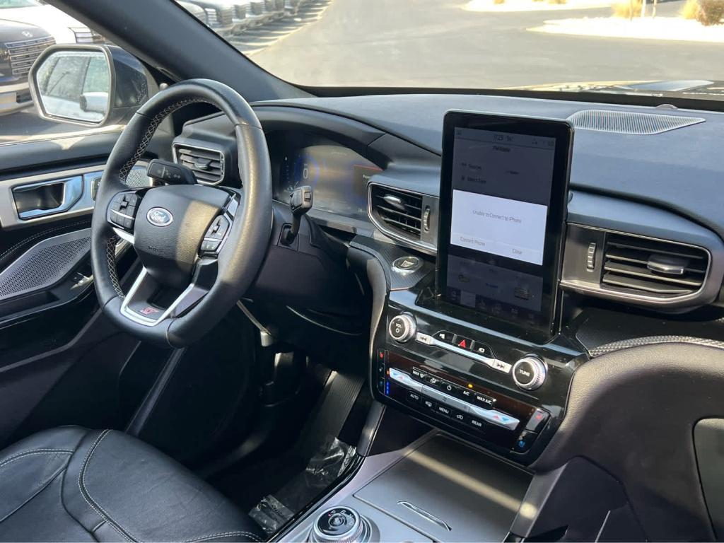 used 2023 Ford Explorer car, priced at $40,400
