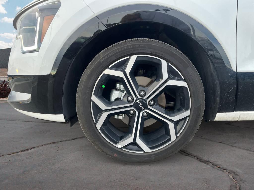 used 2025 Kia Niro car, priced at $29,651