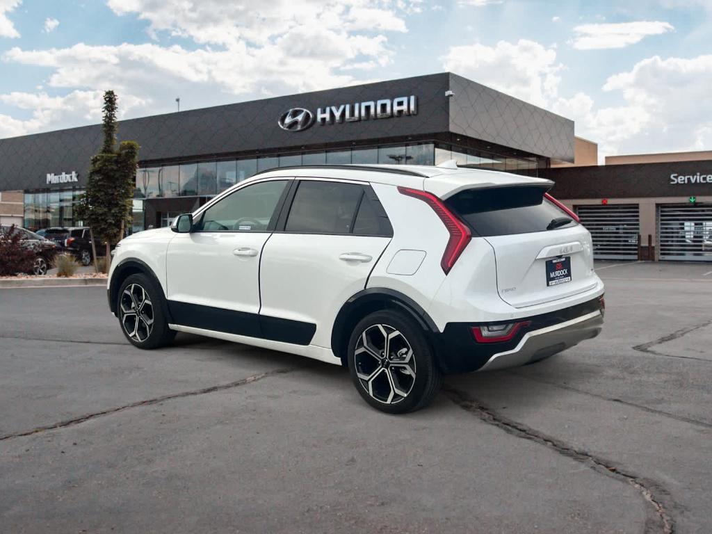 used 2025 Kia Niro car, priced at $29,651