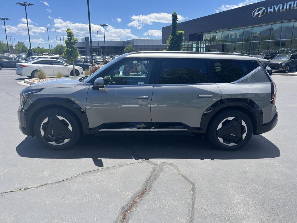 used 2024 Kia EV9 car, priced at $44,984