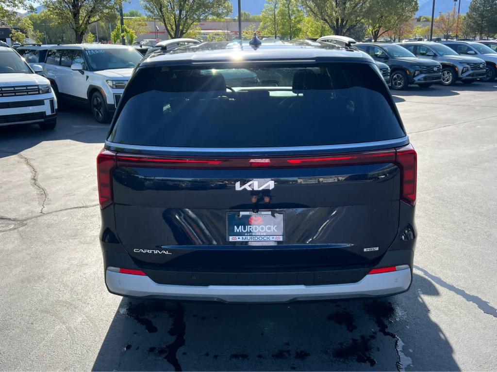 used 2025 Kia Carnival Hybrid car, priced at $44,320