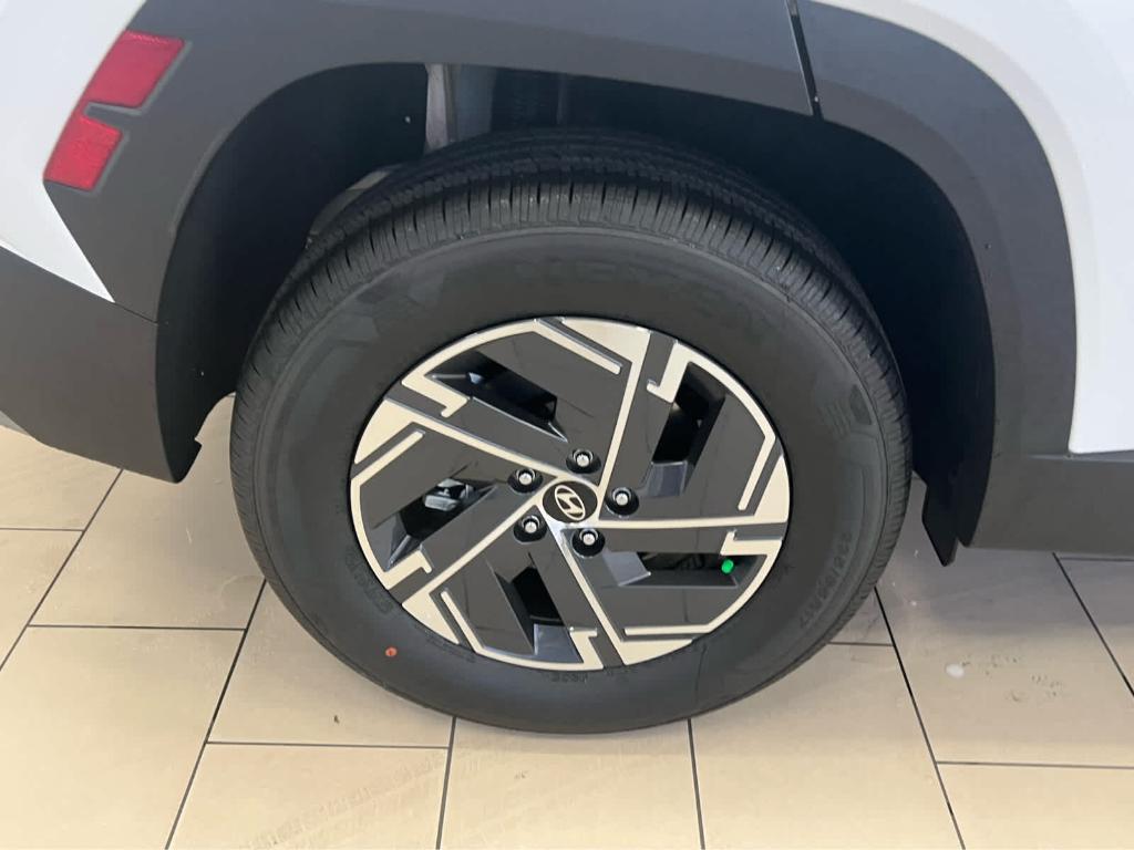 new 2026 Hyundai TUCSON Hybrid car, priced at $32,795