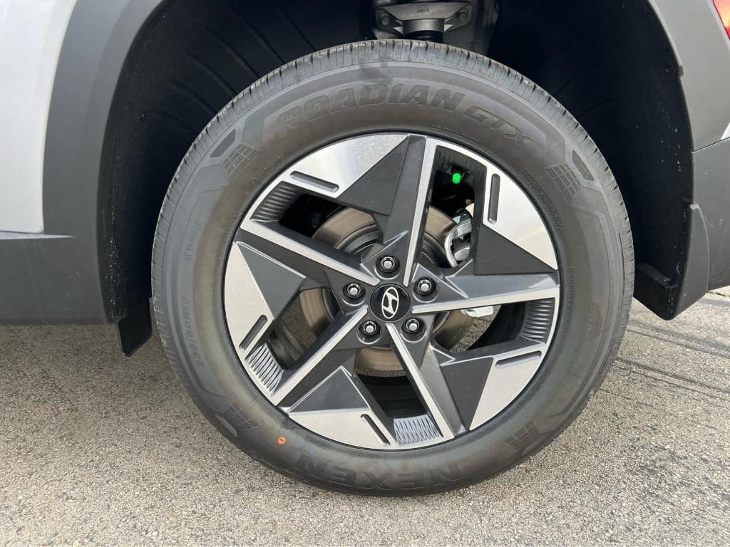 new 2026 Hyundai TUCSON Hybrid car, priced at $36,320