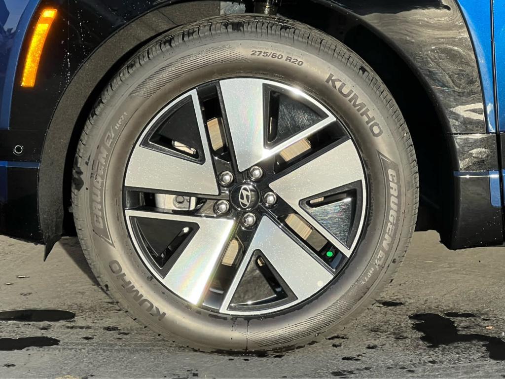 new 2026 Hyundai IONIQ 9 car, priced at $56,920