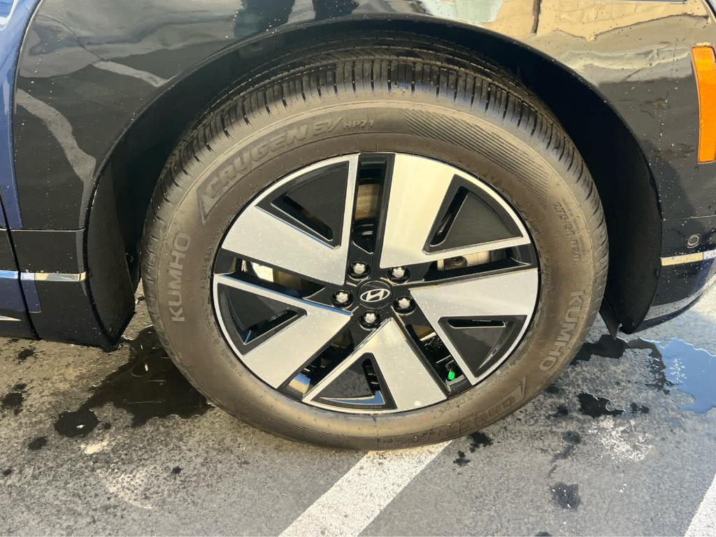 new 2026 Hyundai IONIQ 9 car, priced at $56,920