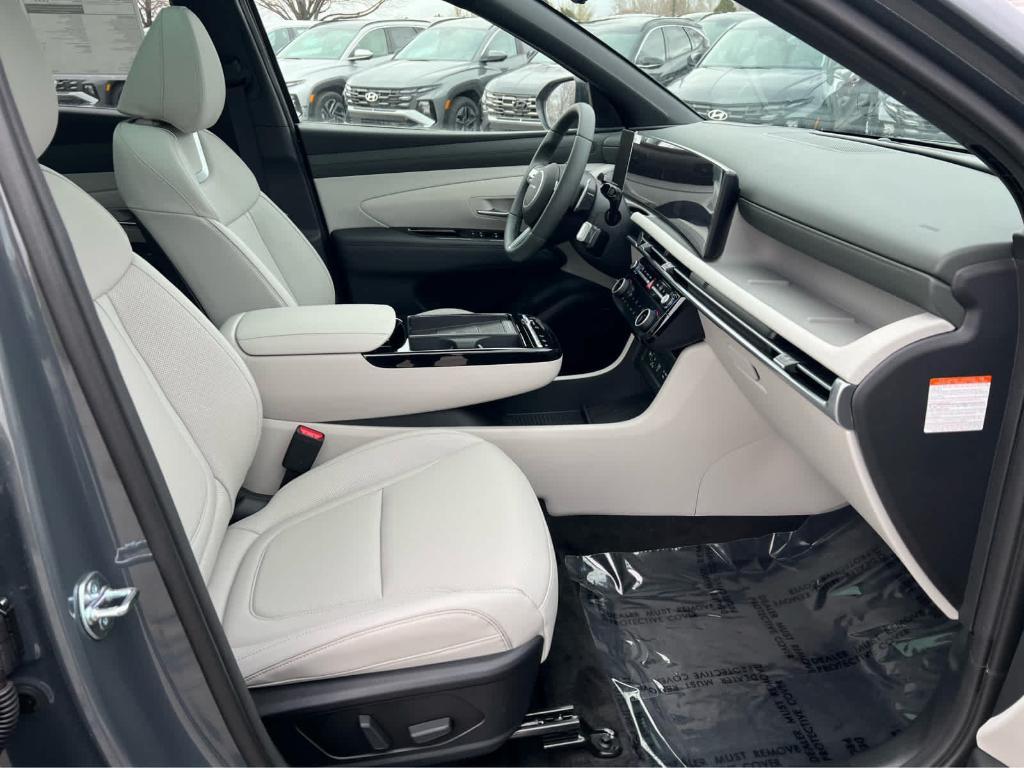 new 2026 Hyundai TUCSON Hybrid car, priced at $41,317
