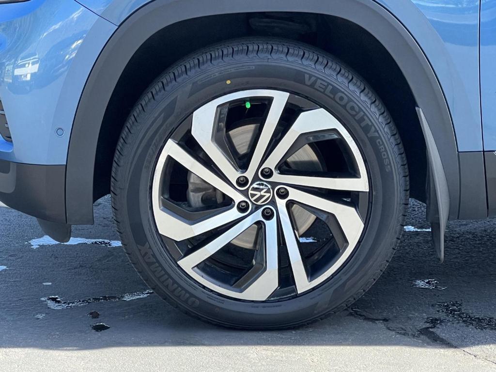 used 2021 Volkswagen Atlas car, priced at $25,701