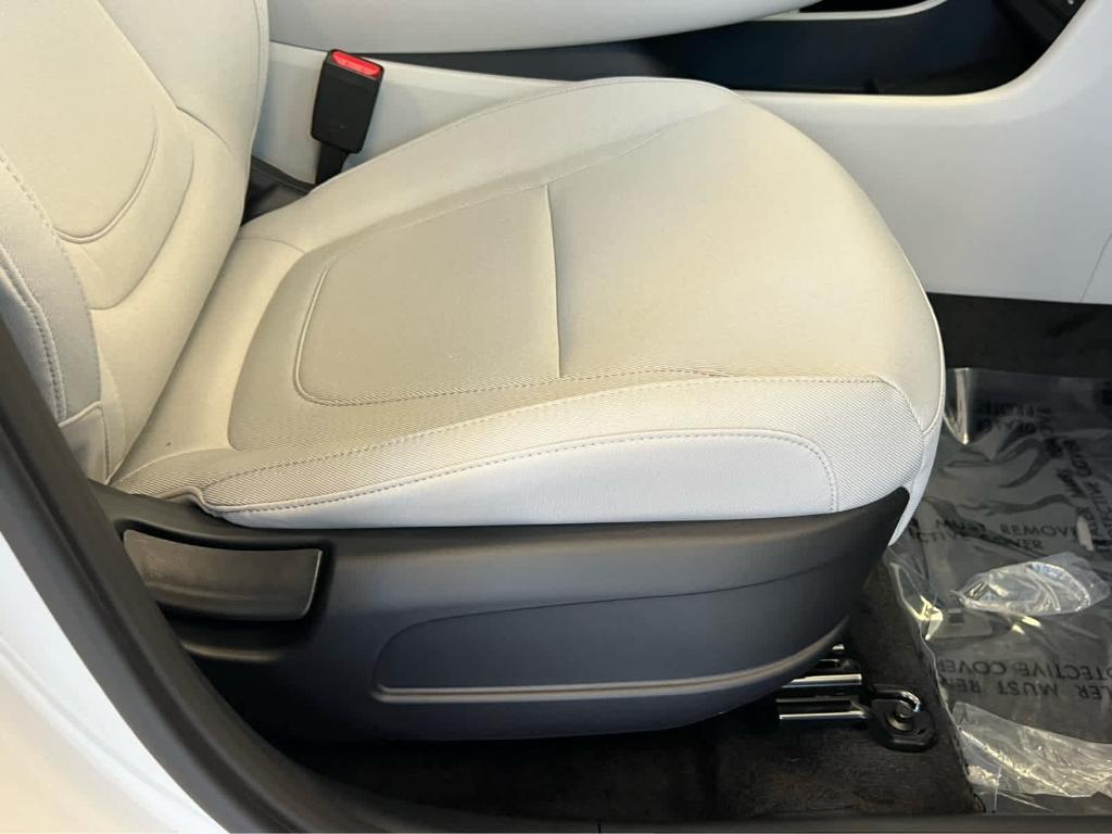 new 2026 Hyundai TUCSON Hybrid car, priced at $32,769