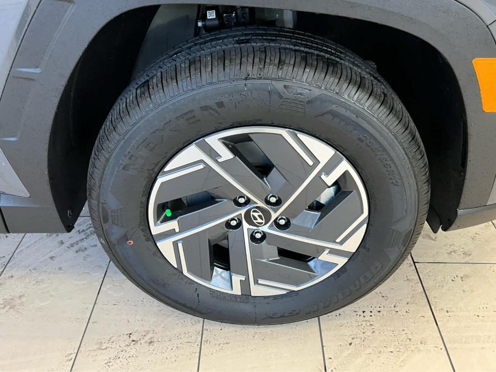 new 2026 Hyundai TUCSON Hybrid car, priced at $31,958