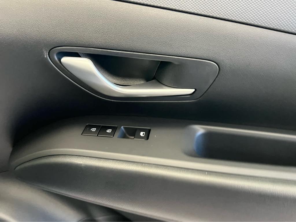 new 2026 Hyundai TUCSON Hybrid car, priced at $31,958