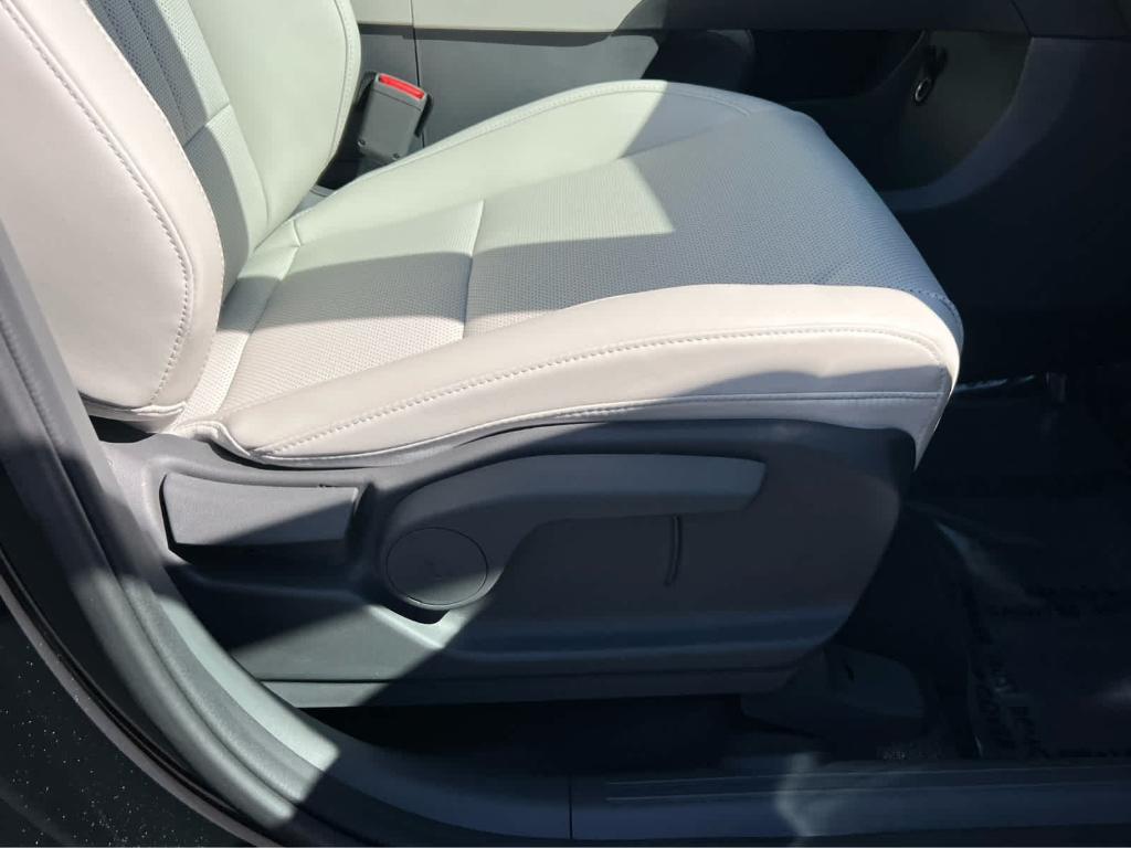 new 2026 Hyundai SANTA FE HEV car, priced at $42,482