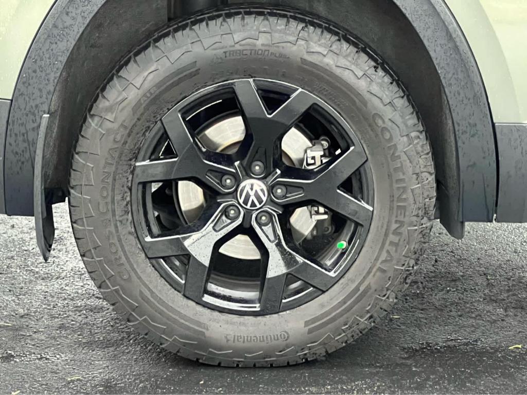 used 2024 Volkswagen Atlas car, priced at $36,968